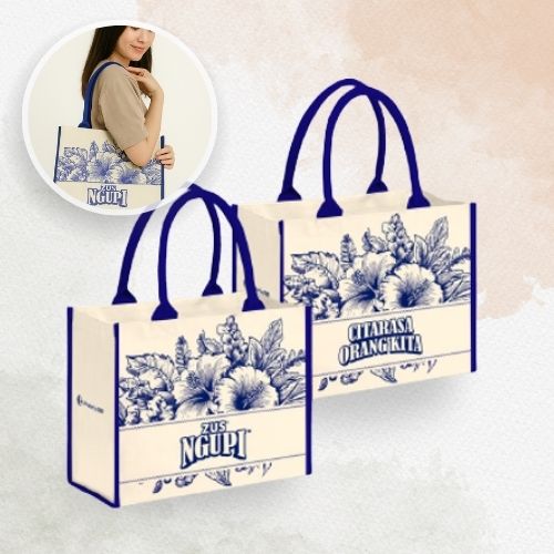 ZUS Ngupi Canvas Tote Bag - Blue