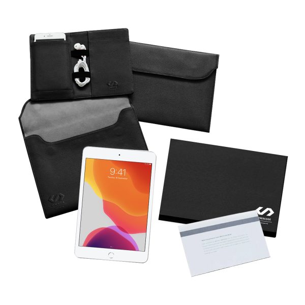 Travel Gadget Sleeve Gift Set