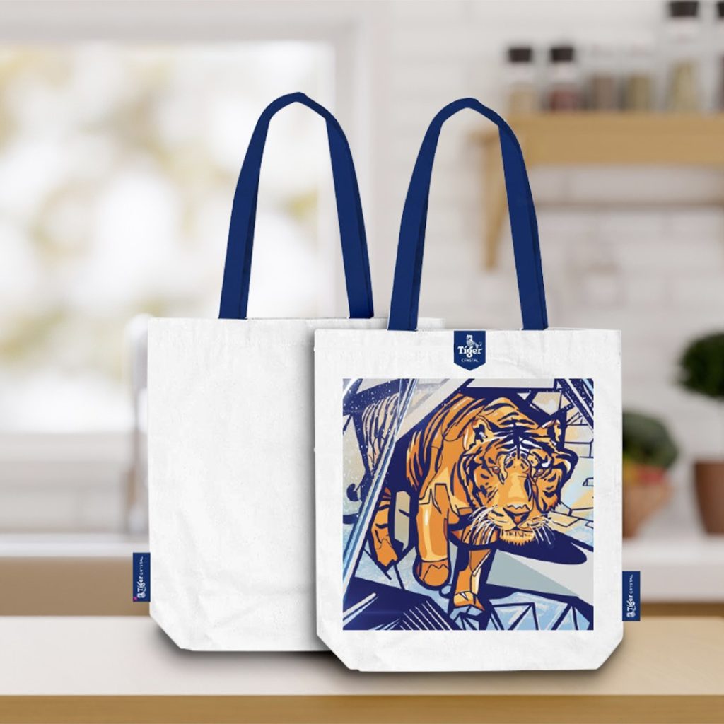 Tiger_Crystal_-Tote_Bag