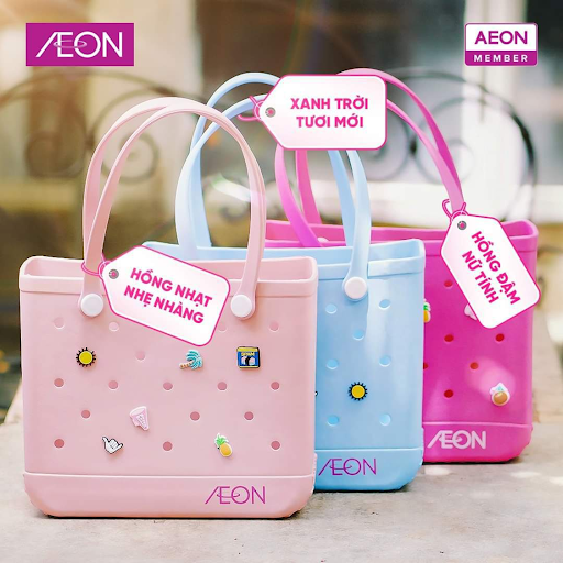 Baby pink, blue and pink Eva bags with charms and tags