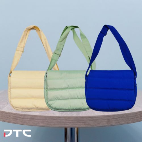 Innisfree Puffy Bag