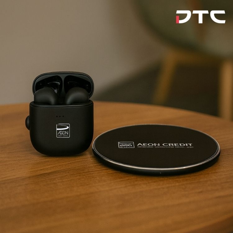 Aeon Credit - earpods_wireless charger