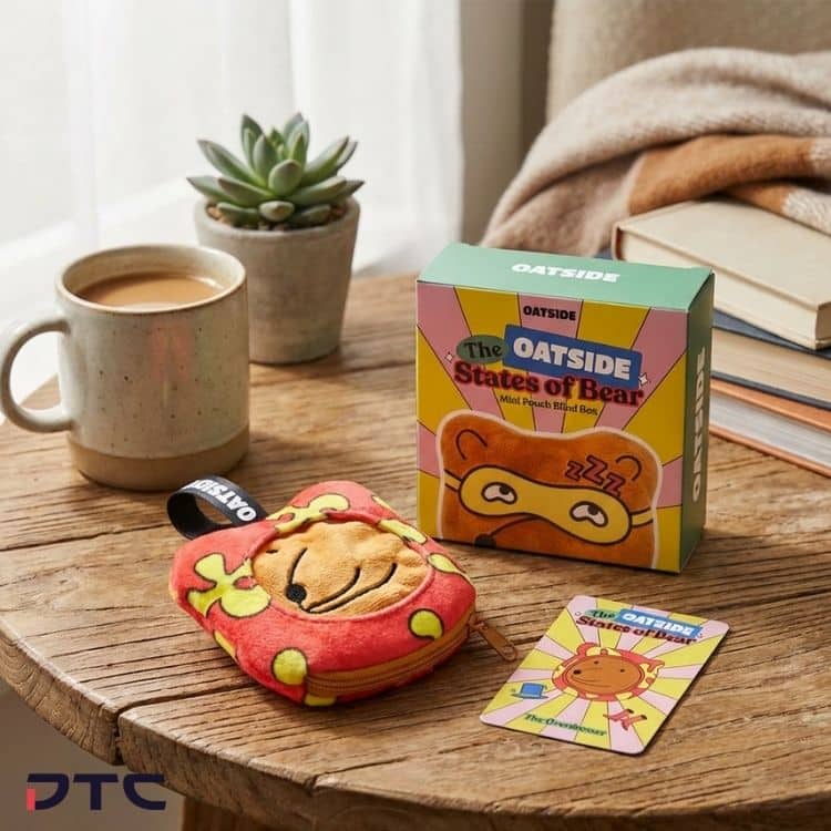 Super Secret design OATSIDE Bear mini pouch for regional gift with purchase campaign