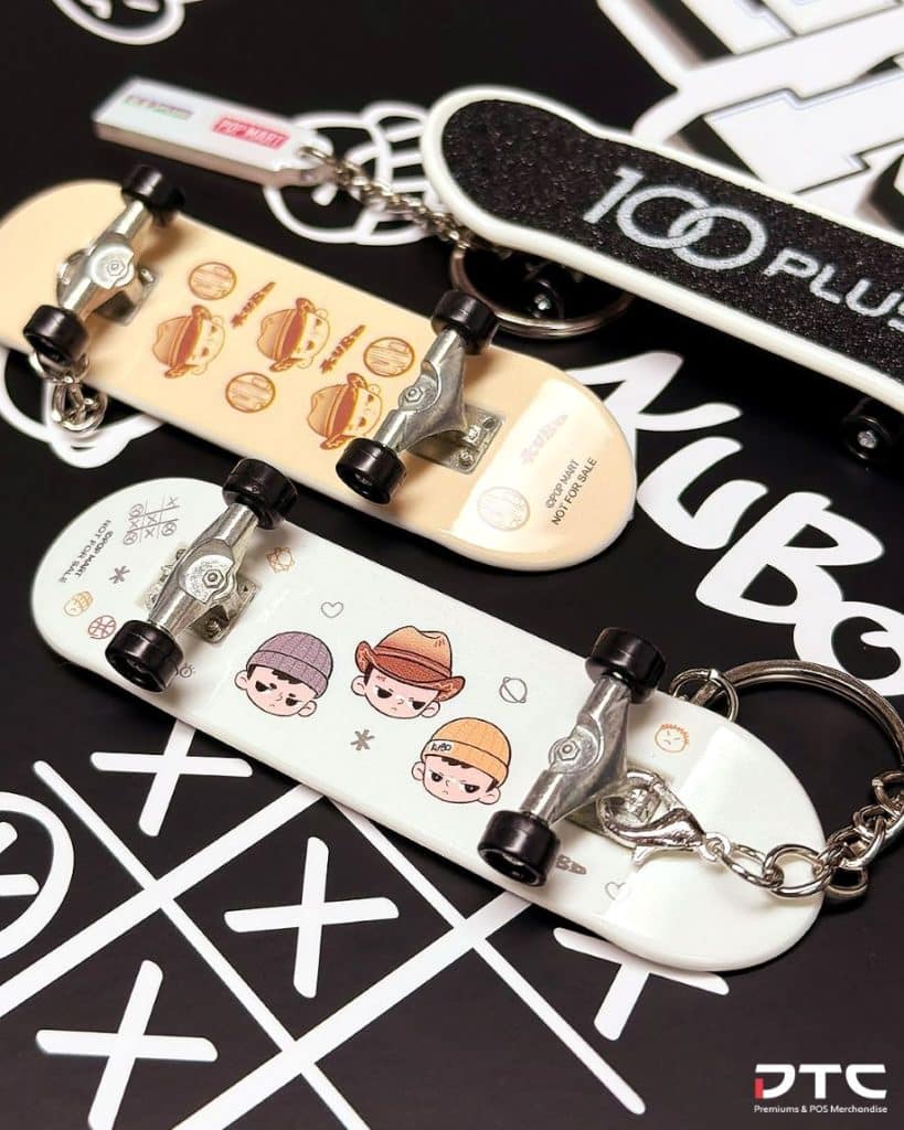KUBO skateboard keychains created for the 100PLUS x POP MART GWP campaign