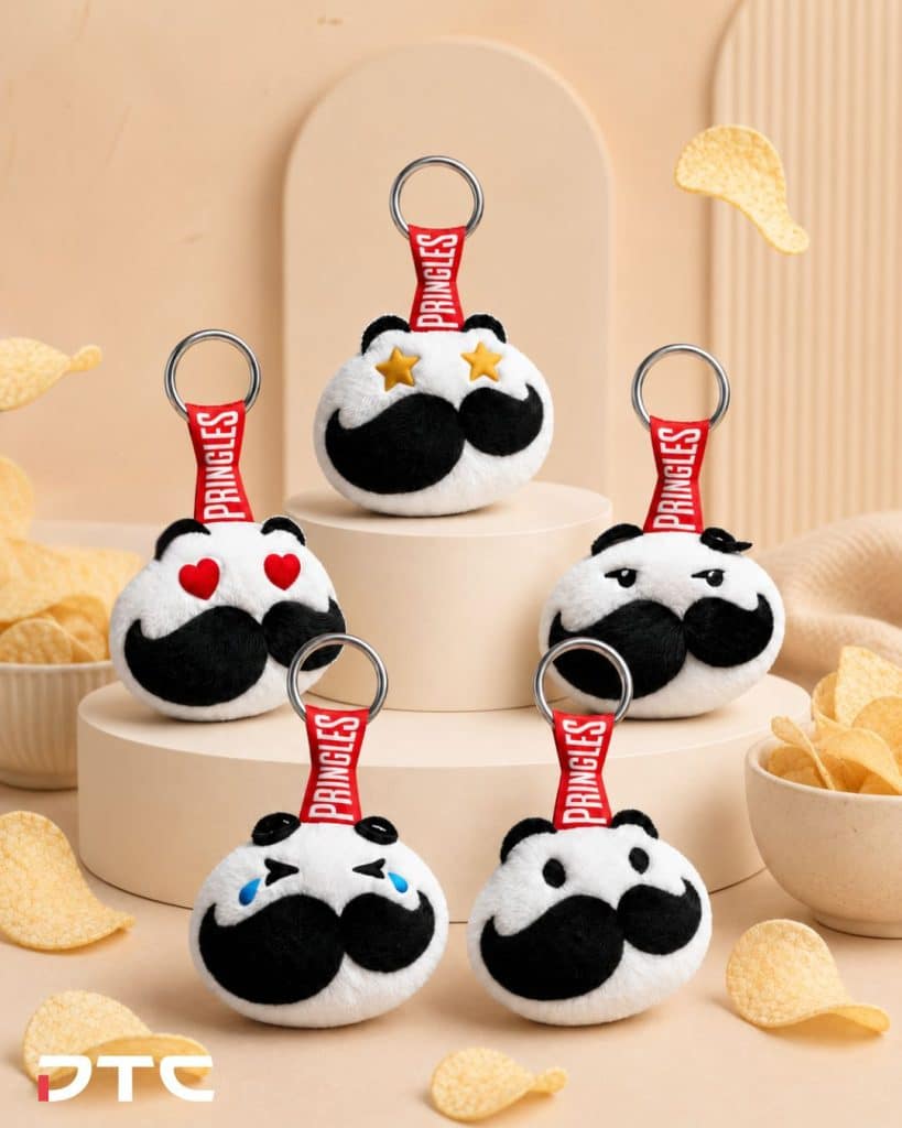 Pringles Original, Sad, Starstruck, Love and Meh plushie keychains